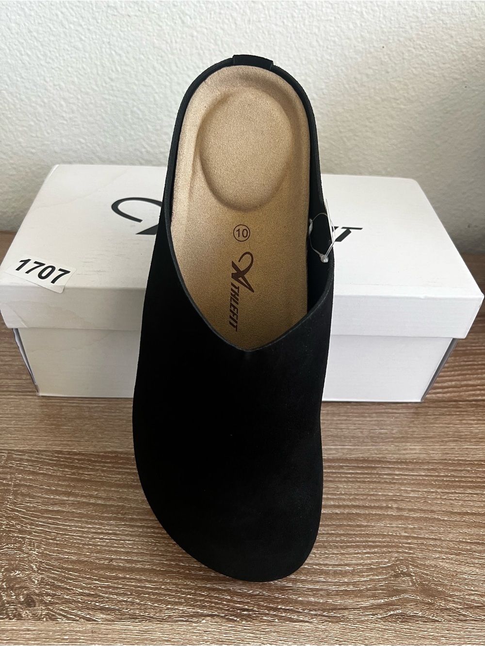 Women's Black Slip-On Comfort Slippers - Picture 2 of 7